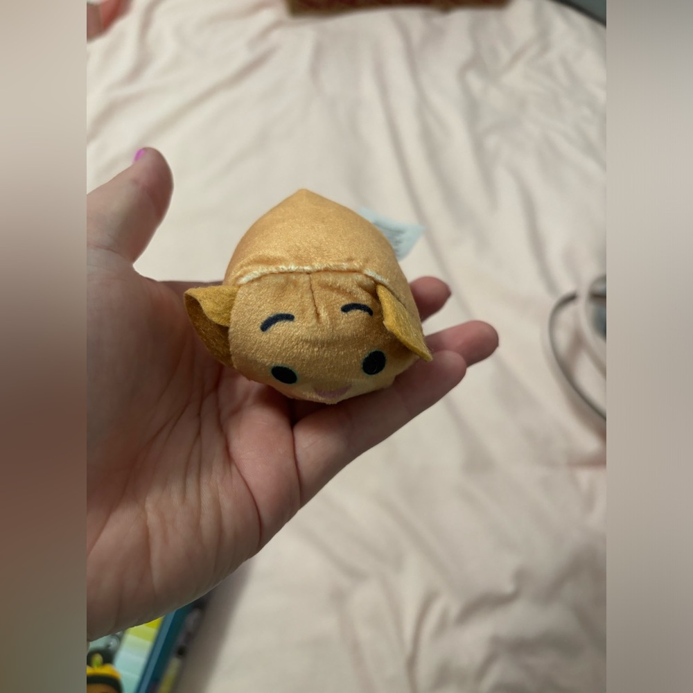 Disney Tsum Tsum hand held size BN 🦁